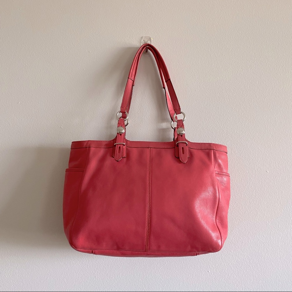 Coach handbag - Picture 2 of 7
